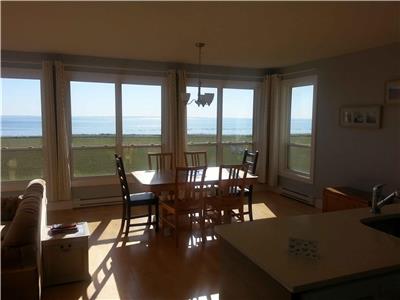 Steeple and Strait Oceanfront Cottage