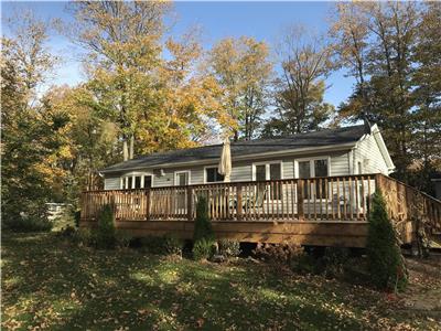 Sauble Beach Bruce Peninsula Lake Huron Ontario Cottage