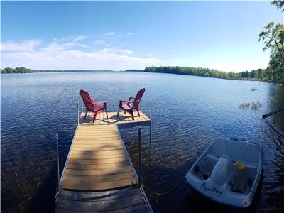 Shoreview Cottage Waterfront Lakehouse on Lake Couchiching
