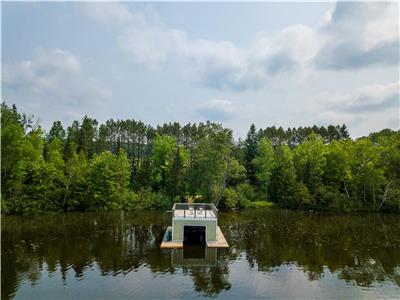 OCR - Clover Cottage (F391) on Peninsula Lake, Huntsville, Ontario, Algonquin Park
