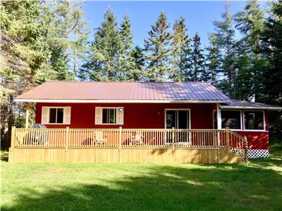 Red Wood Cottage (Air Conditioned) 2202786