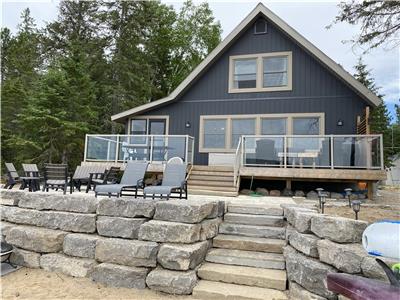Chalet du Lac Papineau... Magnifique !!!