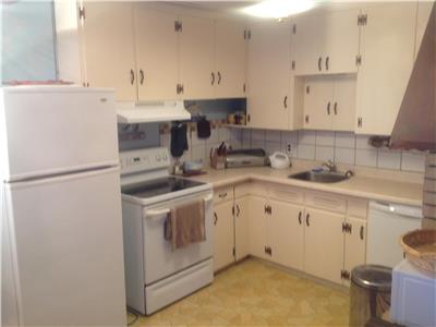 WEEK OF JULY 19-26 AVAILABLE STILL!  Kincardine Direct Lakefront Cottage on Lake Huron