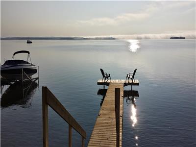 CAST AWAY COTTAGE #11. WATERFRONT COTTAGE ON RICE LAKE