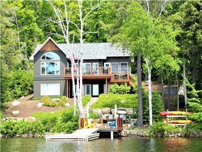 Luxurious designer cottage on expansive, pristine Kennisis Lake
