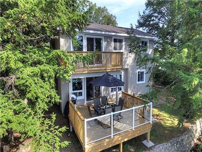 RidgeStone Cottage/Lake house **Haliburton**