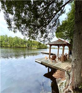 Beautiful Family cottage on Lake Manitouwabing