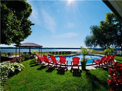 Grande Villa au bord* 39 pers. * Piscine * SPA * billard * vue spectaculaire et soleil