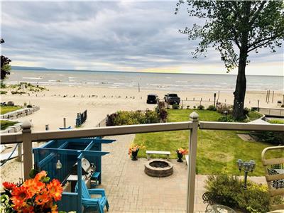 chalet en bord de plage de sable