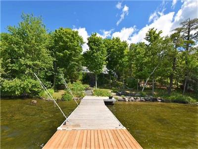 OCR - Sweetgrass Country House F540 on Penninsula Lake in Huntsville