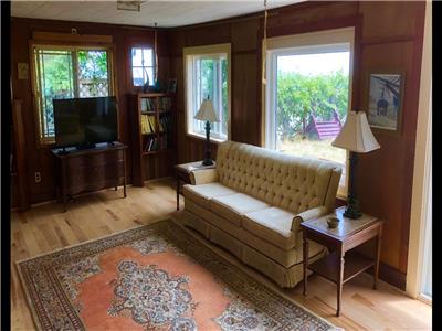 Waterfront Long Point cottage