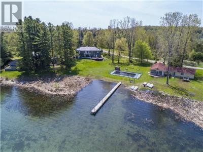 Comt du Prince Edward - La grande maison de Smith's Bay (12 personnes)