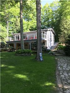 Sauble Beach Bruce Peninsula Lake Huron Ontario Cottage