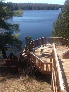 LAKEFRONT COTTAGE WITH PRIVACY