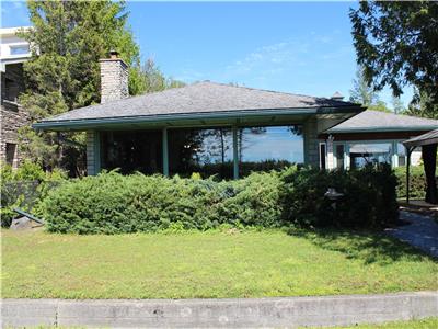 Sauble Beach Bruce Peninsula Lake Huron Ontario Cottage