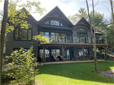 Beautiful Georgian Bay Lake House