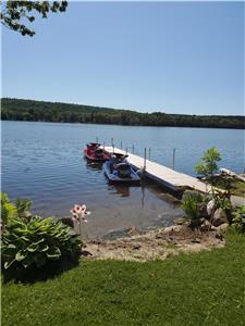 Absolutely breathtaking views Large 3 bedroom Cottage on the Trent River