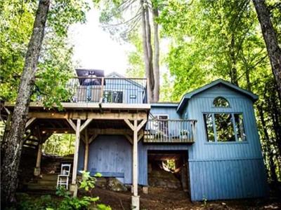 Kates Cottage, Paudash Lake Bancroft, quiet and peaceful getaway, great fishing.