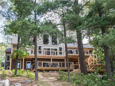Tarry-A-While Lakehouse