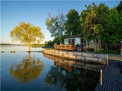 Peaceful Peninsula... Private Waterfront Oasis in Prince Edward County!