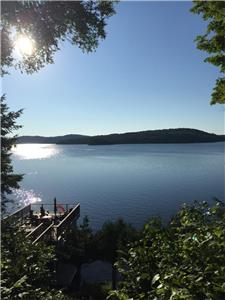Private Cottage with spectacular views on Beautiful Lake of Bays