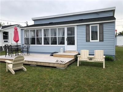 COZY SEASIDE COTTAGE