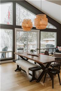 RED FOX LAKEHOUSE - Book your Fall/Winter Getaway on Haliburton Lake