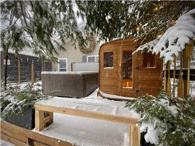 RED FOX LAKEHOUSE - Your Haliburton Getaway