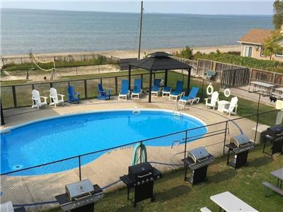 Bayfront Beach Resort 3AB/Wasaga Beach Front Pool