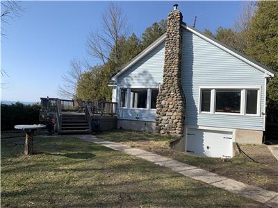 Kincardine Stoney Island Cottage