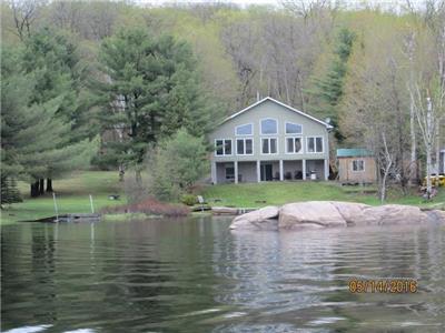 Lovely cottage with child friendly beach