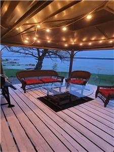 Beautiful Rice Lake Retreat  NEW HOT TUB