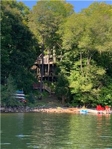 Redstone Lake Retreat