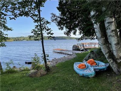 Norstar Lodge - 3 Bedroom Waterfront Cottage on Lake Nosbonsing in Bonfield