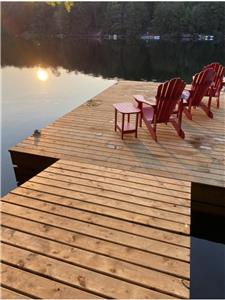 Hemlock Hills Waterfront Cottage and New Luxury ?Bunkie?