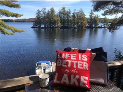 Islandview Family Cottage, Raven Lake, Dorset, ON