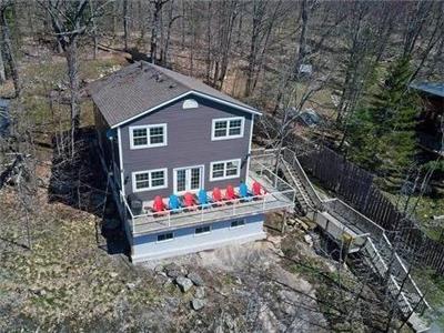 Fawn Ridge Cottage: Lovely Muskoka Hillside Escape