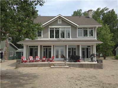 Beautiful Long Point Beachfront Family Cottage