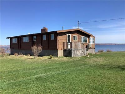 PEI Hidden Cove Cottage