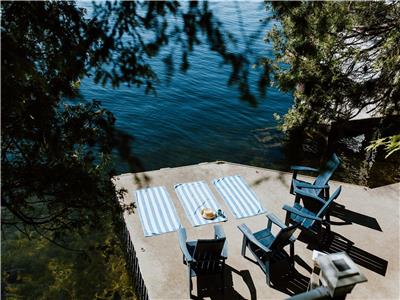 The Dance Hall - Waterfront Cottage on Charleston Lake