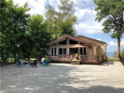 Oasis Beach Cottage-Waterview-Wifi-AC-BBQ-SUP-4 Season