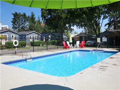 Port Dover Sands, Cottage Resort