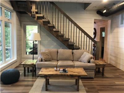 Salmon Trout Lake - Lakeview Cottage - NEWLY RENOVATED - 2023 Bookings Open