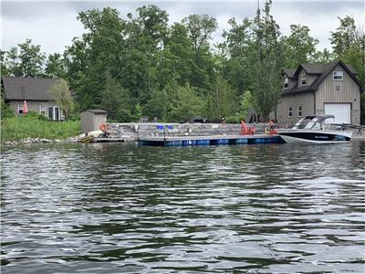 Paradis sur terre pour un plaisir sans fin 2000 $ UNE SEMAINE avec 3 heures de ponton gratuit