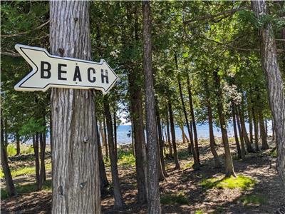 Secluded Private waterfront oasis on Lake Huron. Minutes to Tobermory