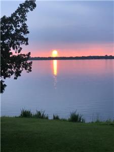 Beautiful Family Cottage On Balsam Lake