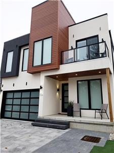 Grand Bend Luxury Cottage