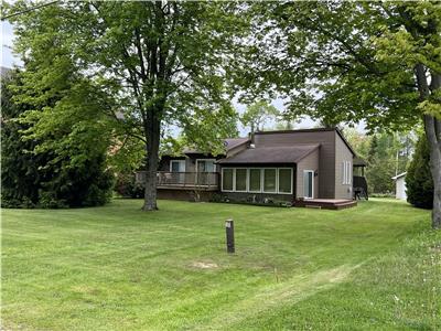 Family Cottage in Turkey Point - Park Lane Retreat