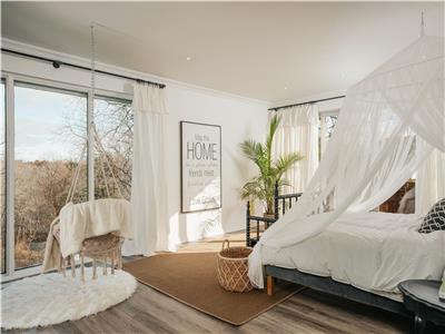 The One Toronto Villa w/ Amazing Indoor Pool