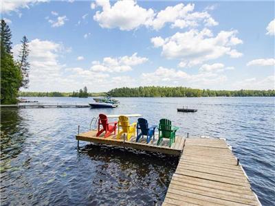 Belmont Lake Life - Stunning Waterfront Cottage w/ AC, WiFi, 6 kayaks, Canoe